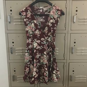 Boutique maroon flower wrap dress